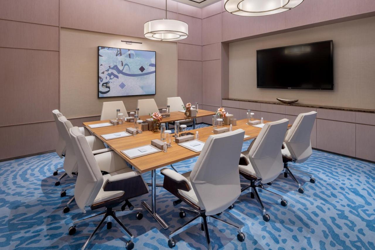 Address Beach Resort Dubai Exterior photo Boardroom at the Westin Dubai